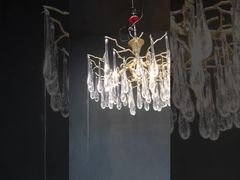 โคมไฟระย้าดอกไม้แก้วสร้างสรรค์ ทนสนิม โคมไฟระย้าดอกไม้สมัยใหม่