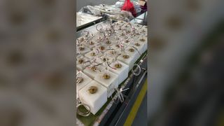 ติดไฟสว่างแขวนสีขาวอัลบาสเตอร์