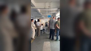 โคมระย้าบันไดคริสตัลหรูหรา