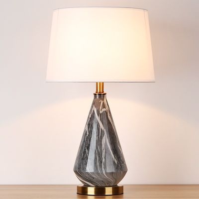 โคมไฟอ่านหนังสือข้างเตียงโป๊ะผ้าเซรามิกสีขาวฐาน D35*H63CM E27 85lm/W