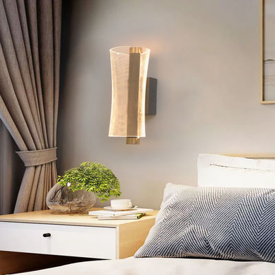ห้องนั่งเล่นสีดําเรียบง่าย หลังผนัง LED ผนังไฟออกแบบ Sense ห้องนอนที่ขายดีที่สุด ริมเตียง แอคริลิก LED แสงผนัง