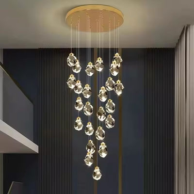 โรงแรมบันไดภายใน โมเดิร์นหรูหรา คริสตัลแหลมเพนเดนท์ ไฟสว่างด้วย LED ราคา 130*110mm