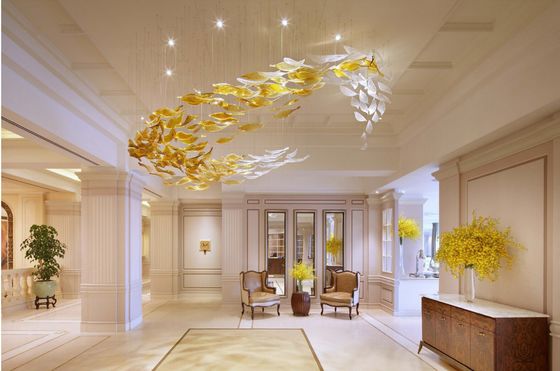 โครงการที่กําหนดเอง Luxury Hall Banquet Lighting Solutions With Auto CAD Layout And Large LED Art Glass Leaf Shape Chandelier โครงการที่กําหนดเอง