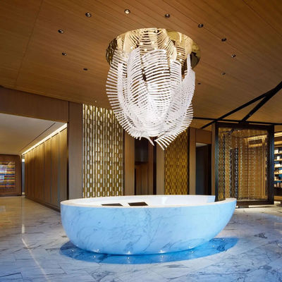 สร้างสรรค์แสงคริสตัล Custom โมเดิร์นหรูหรา White Art Ceiling Chandelier สําหรับล็อบบี้โรงแรม