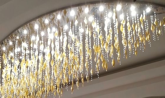 โคมไฟระย้าเพดาน LED หรูหรา ศิลปะ 1 ชิ้น โคมไฟห้อยแก้วเป่าด้วยมือ โคมระย้าคริสตัลทอง โรงแรมวิลล่า กำหนดเอง ทันสมัย